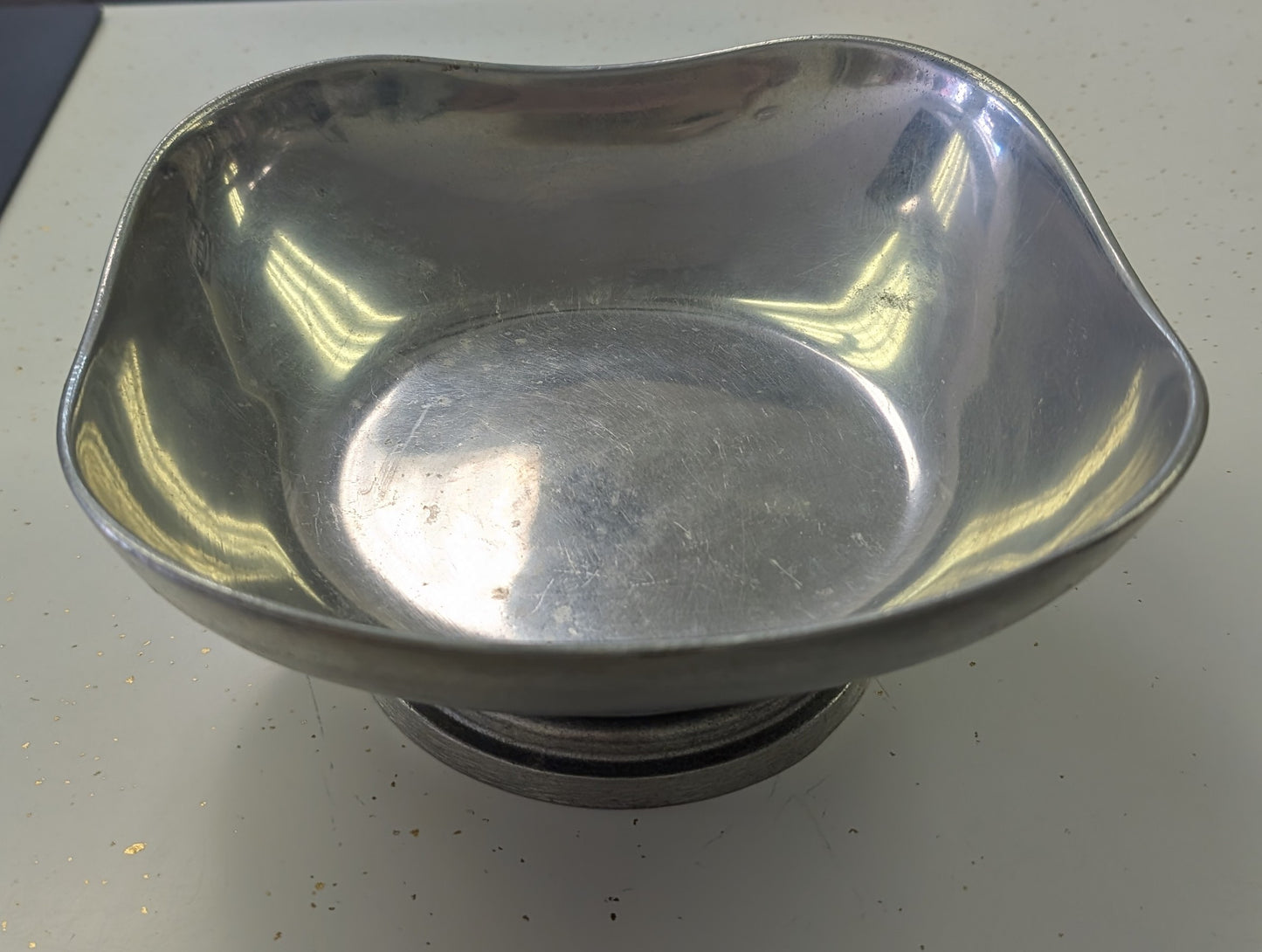 Wilton Columbia Pewter Pedestal Serving Bowl