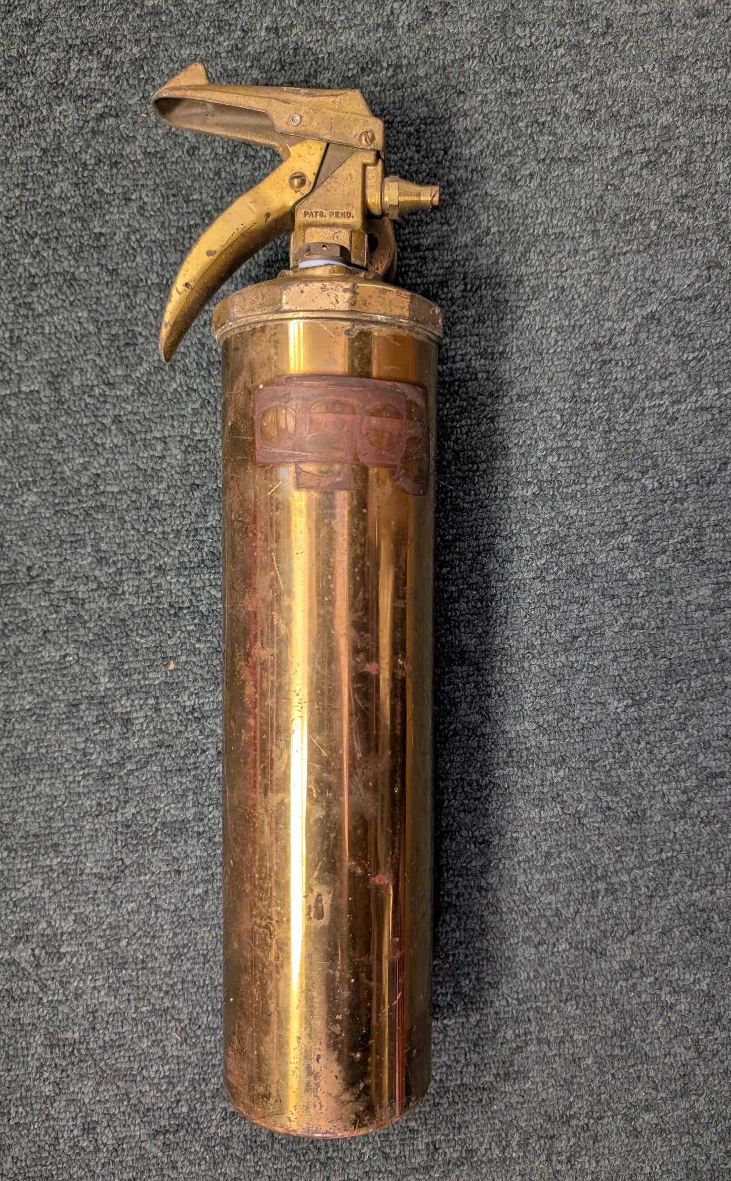 Brass Fire Extinguisher Fire Guard Model 85HD