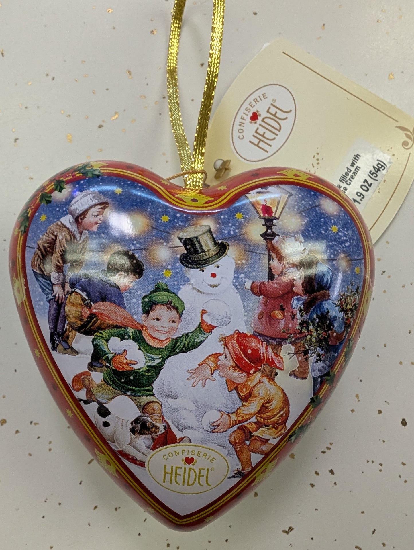 Heidel Christmas Nostalgia Fancy Heart Tin – Praline Filled Chocolate (1.9 oz, Imported from Germany)