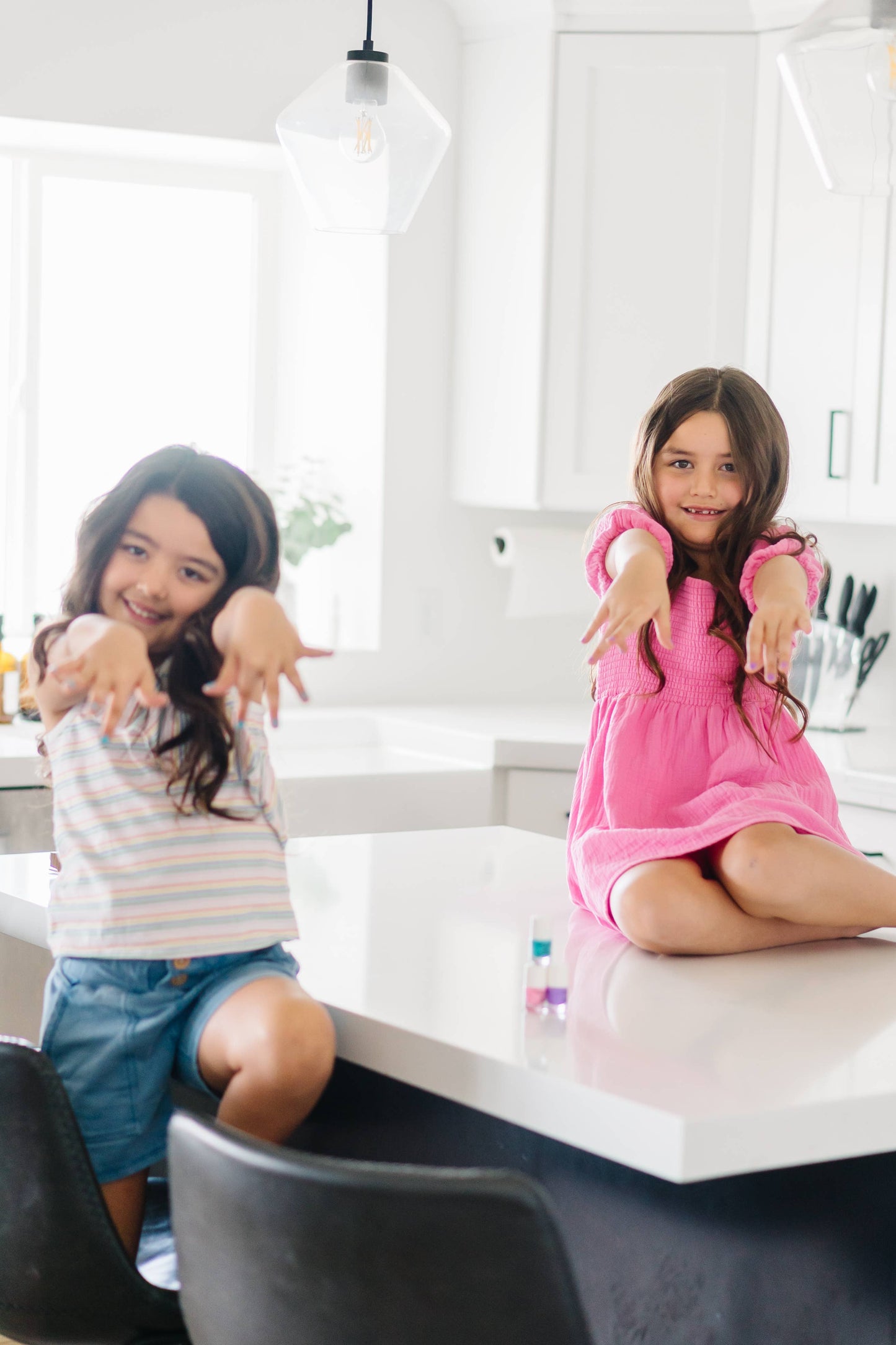 LOL -  Piggy Paint Kids Nail Polish — Neon Magenta Shimmer (0.5 oz)