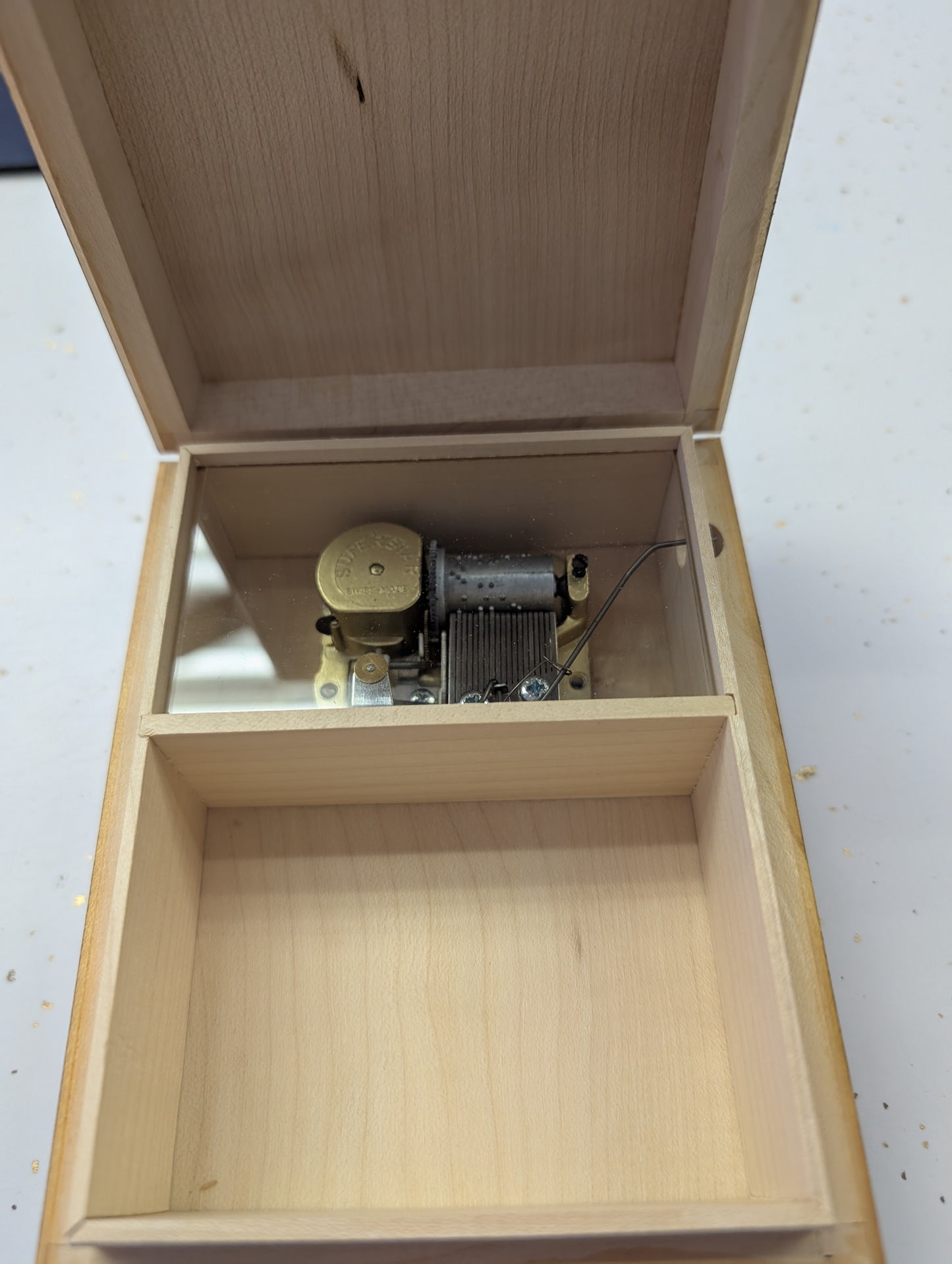 Vintage Deichert KG Hummel Wood Music Box No. 200
