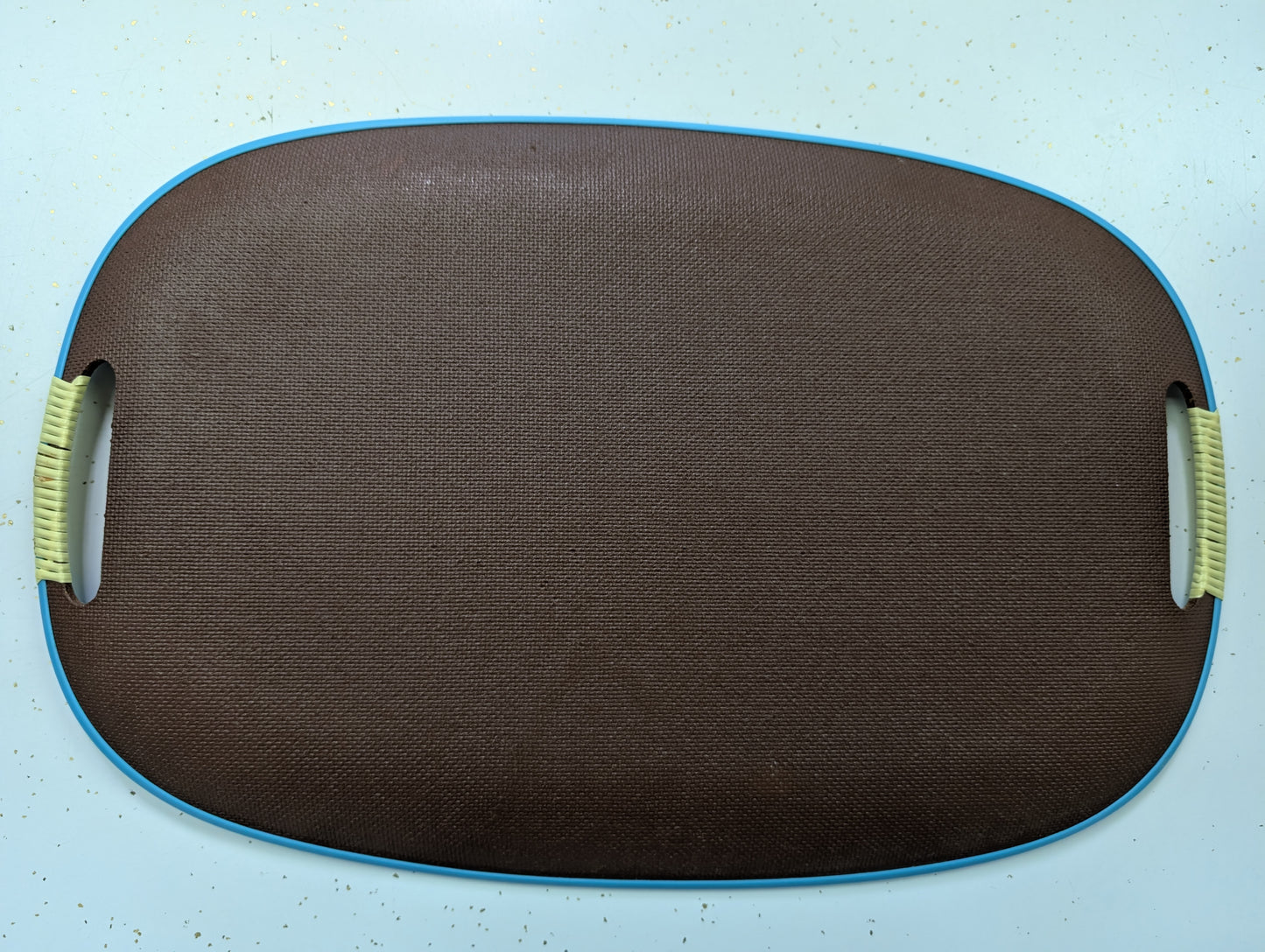 Vintage Mid-Century Salem Cigarette Advertising Tray — Oval 18″ × 11½″ Tobacco Advertising Collectible