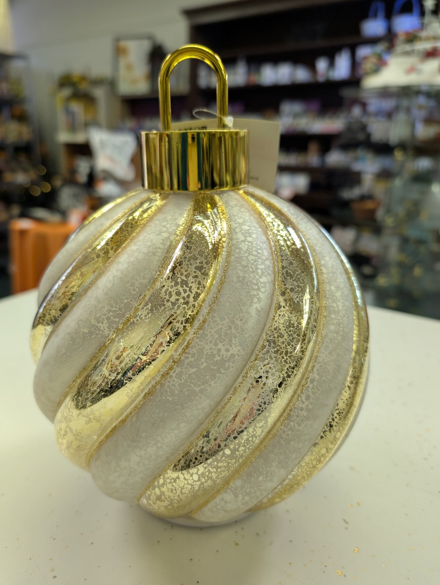 ✨ 10.63" Lighted Rotating Swirled Mercury Glass Ornament – Gold & Ivory
