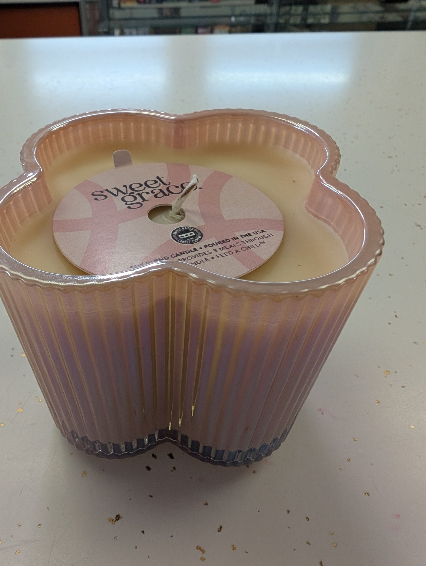 Sweet Grace Candle #075 – Flower Vessel | Bridgewater Candle Company