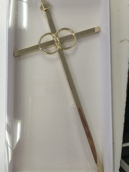 Gold Wedding Cross with Interlocking Rings – 7"
