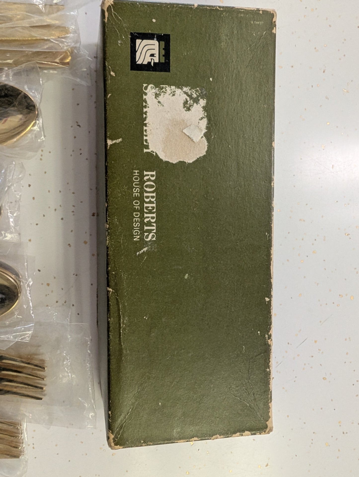 Vintage Stanley Roberts Gold Auberce 24K Gold Flatware Set – 24 Piece Service for 4 – New in Box, Unused, Original Packaging