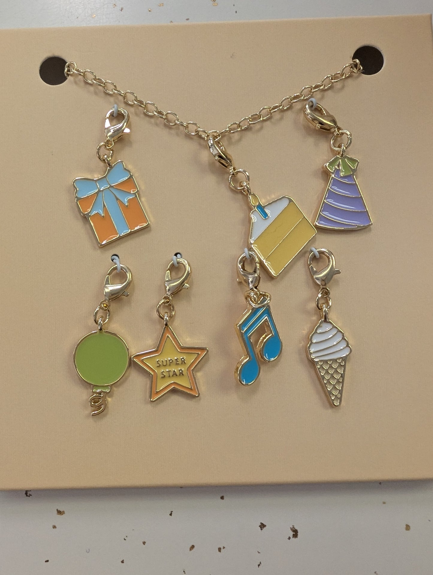 Kutie Kit Birthday Charm Bracelet Set