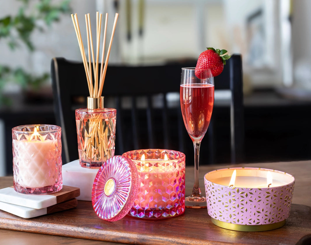 Pink Bellini Shimmer Candle – Champagne, Peach & Mango