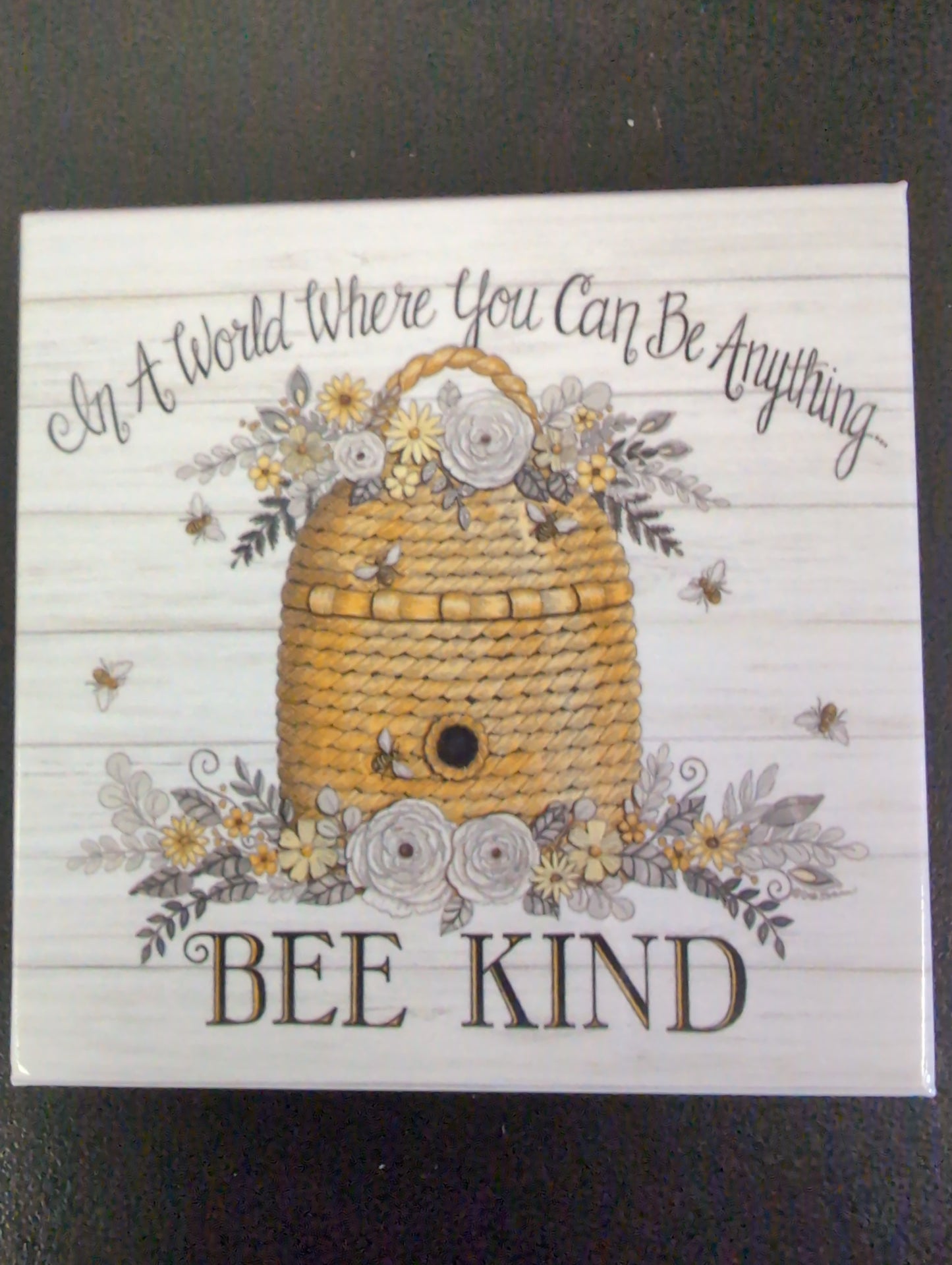 Magnet -BEE KInd