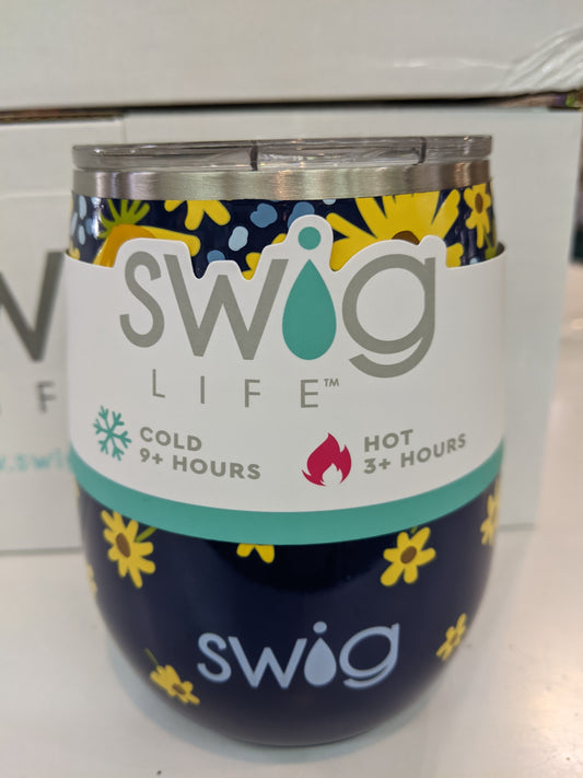 Swig Lazy Daisy 32 oz tumbler