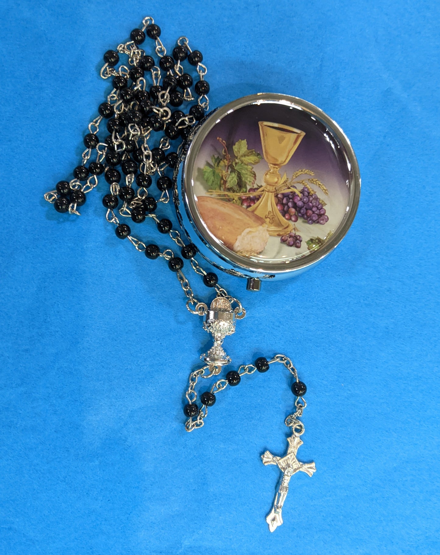 Body of Christ First Communion Rosary w/ case - Boy