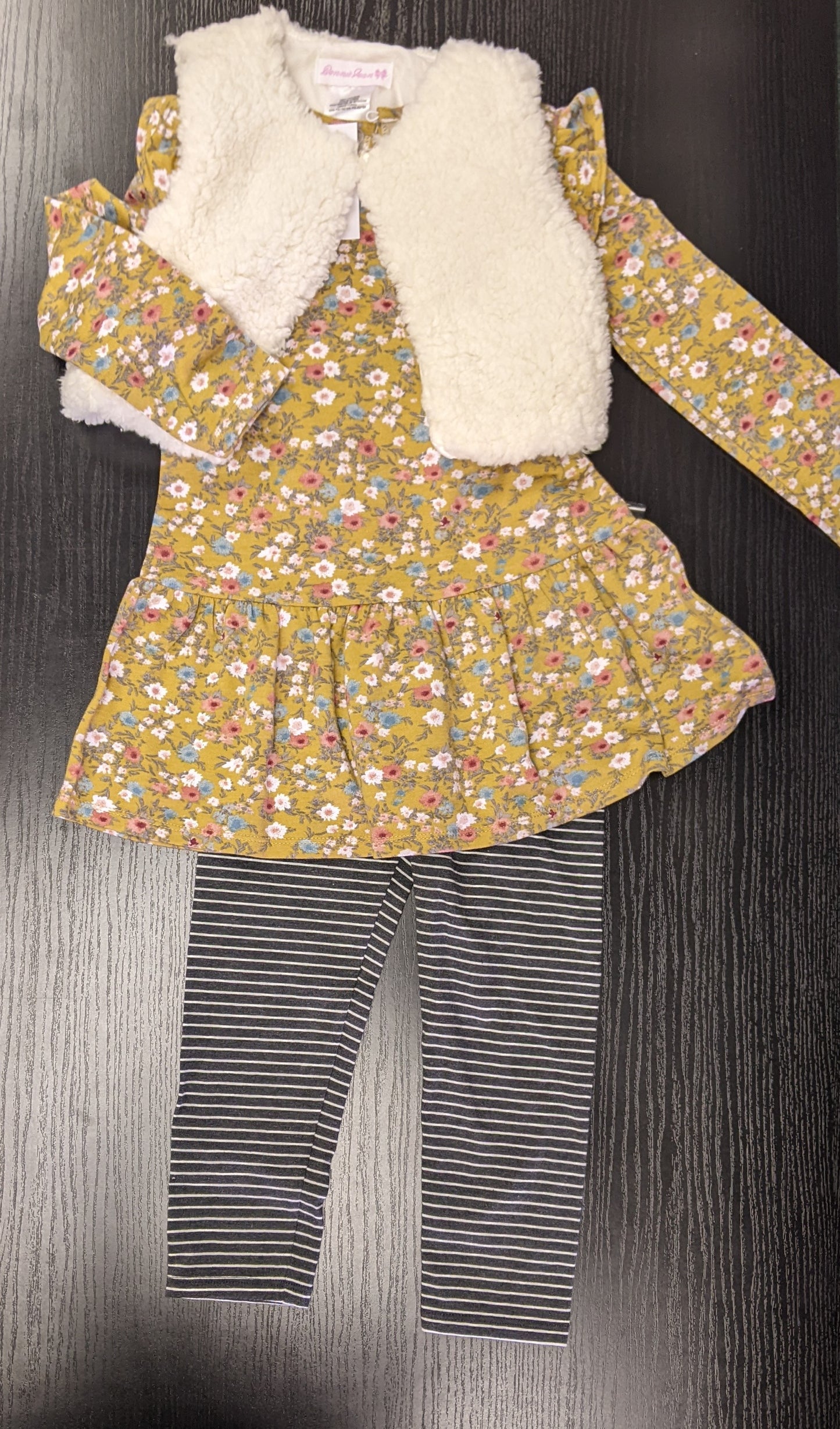 Toddler Girl 3 Piece Floral Tunic, Legging and Faux-fur Vest Set Girls